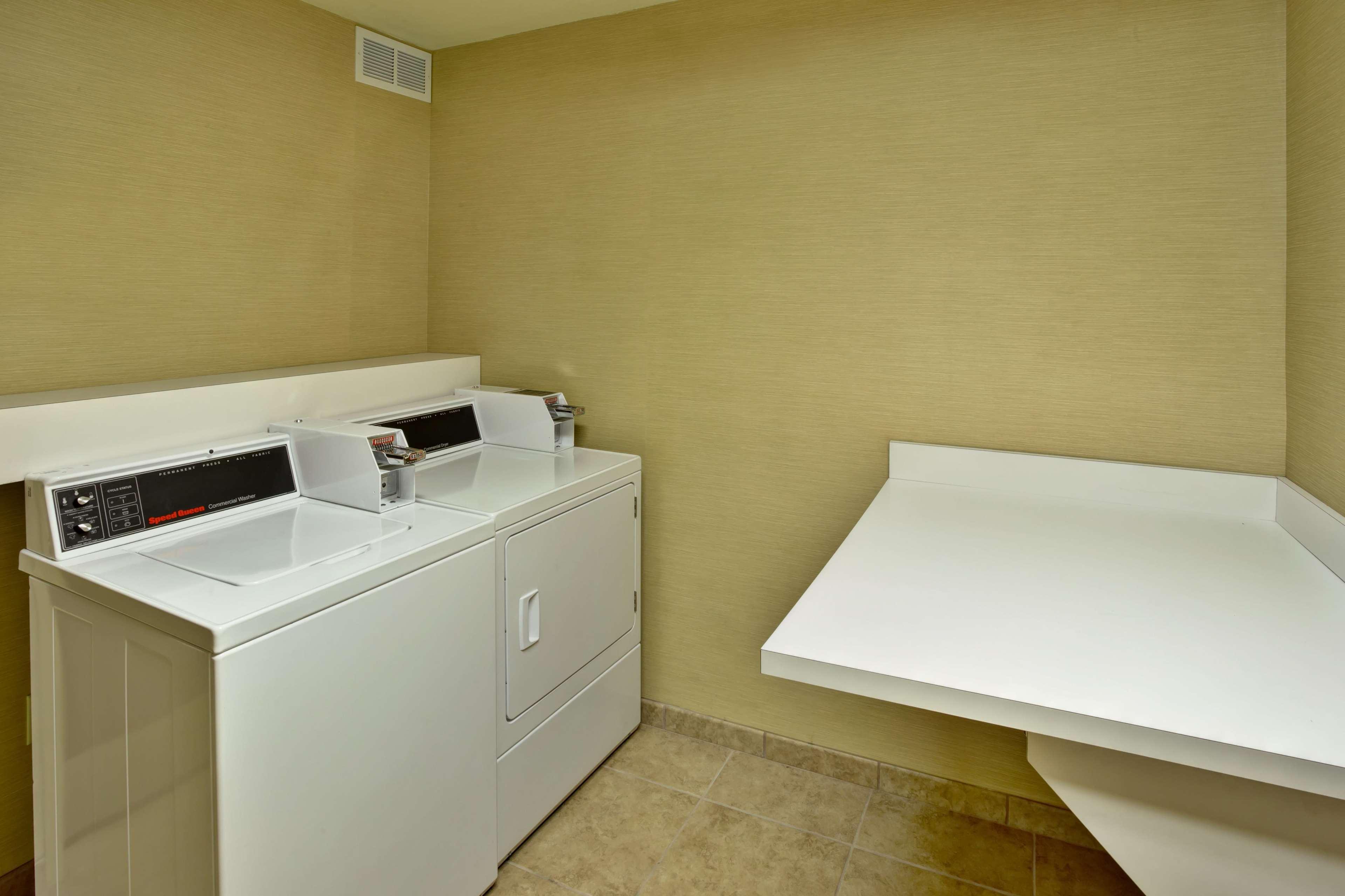 Hampton Inn Ft Wayne Fort Wayne Buitenkant foto